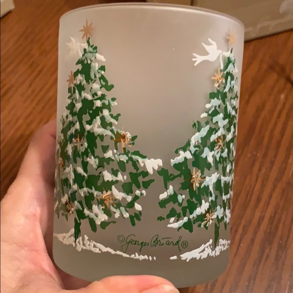Vtg New in box Georges Briard Christmas glasses - Picture 2 of 7